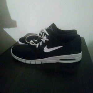 Men sneakers